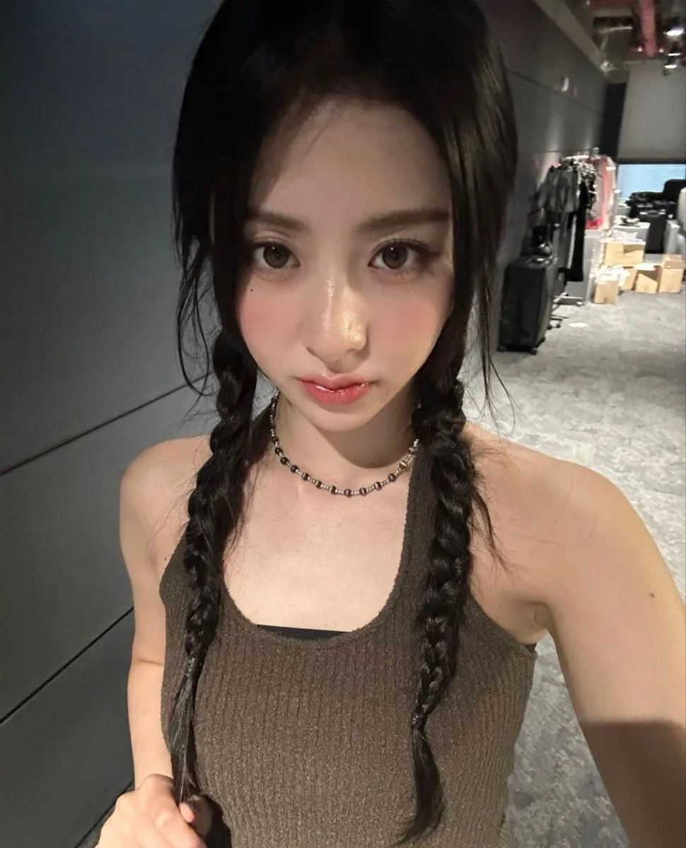 Short Selfie Captions Ideas That Say More With Less